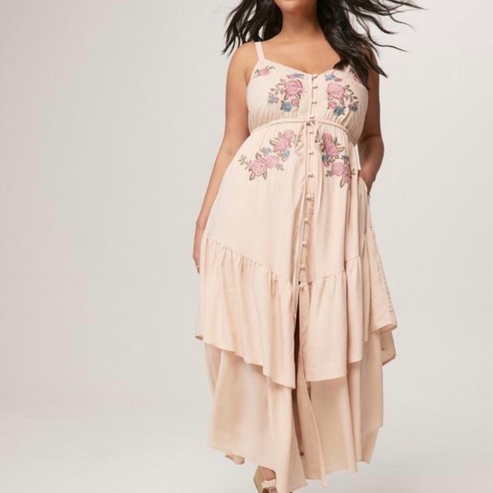 torrid  festi Cream Midi Dress with Pink Floral Embroidery size 3 - Picture 2 of 6